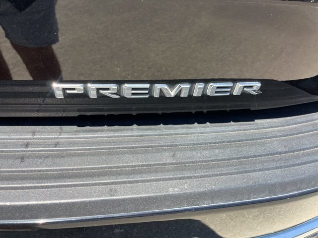 Used 2023 Chevrolet Tahoe Premier RWD image 8