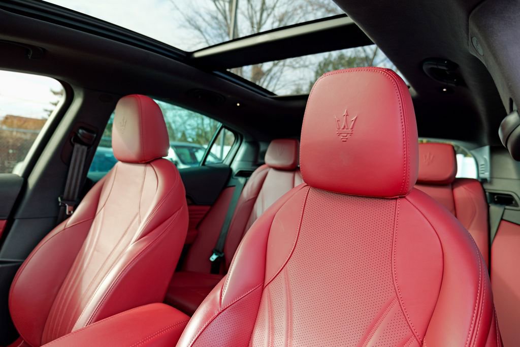 Certified 2023 Maserati Grecale Modena image 24