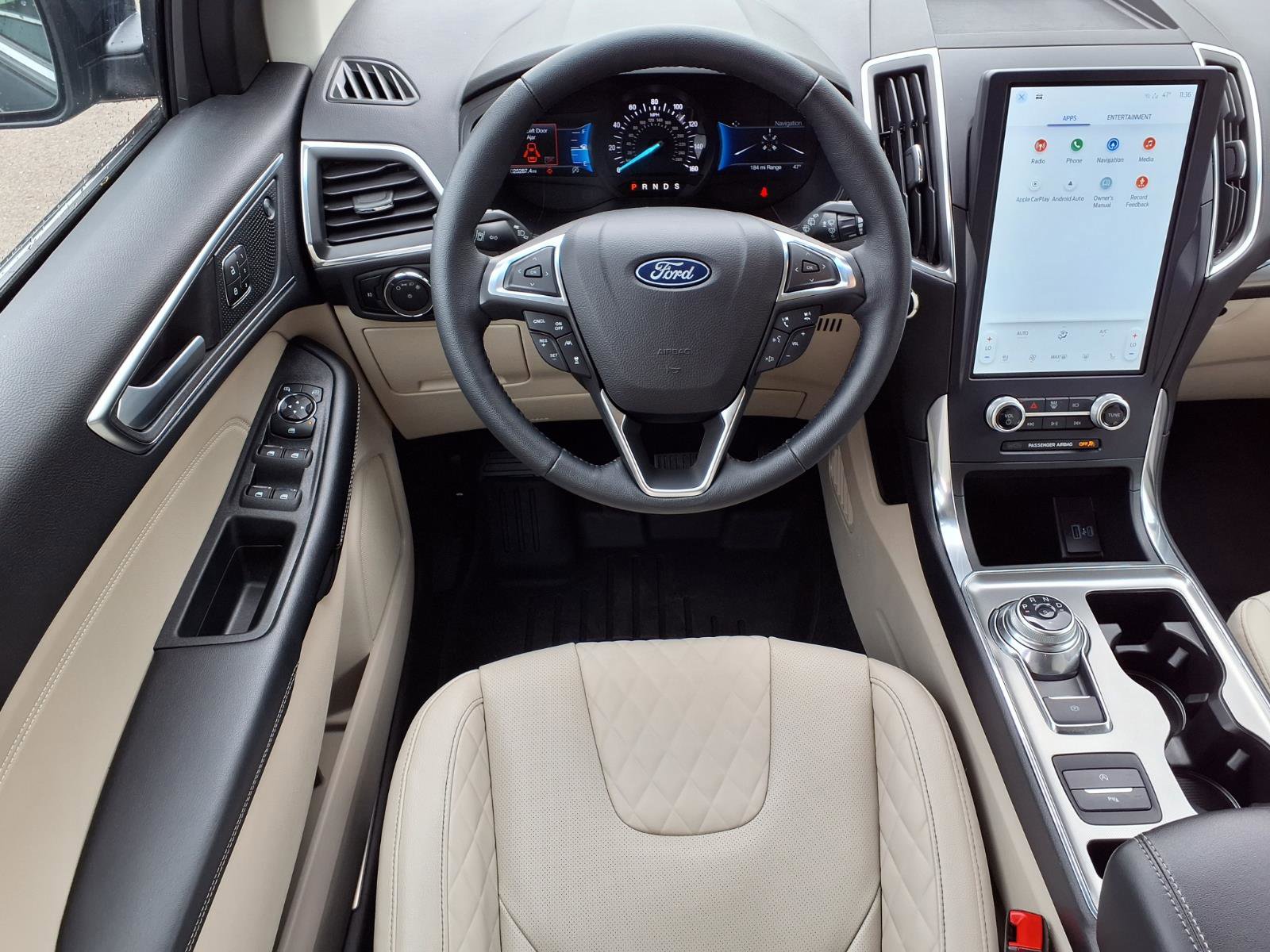 Used 2024 Ford Edge Titanium w/ Equipment Group 301A AWD/4WD image 13
