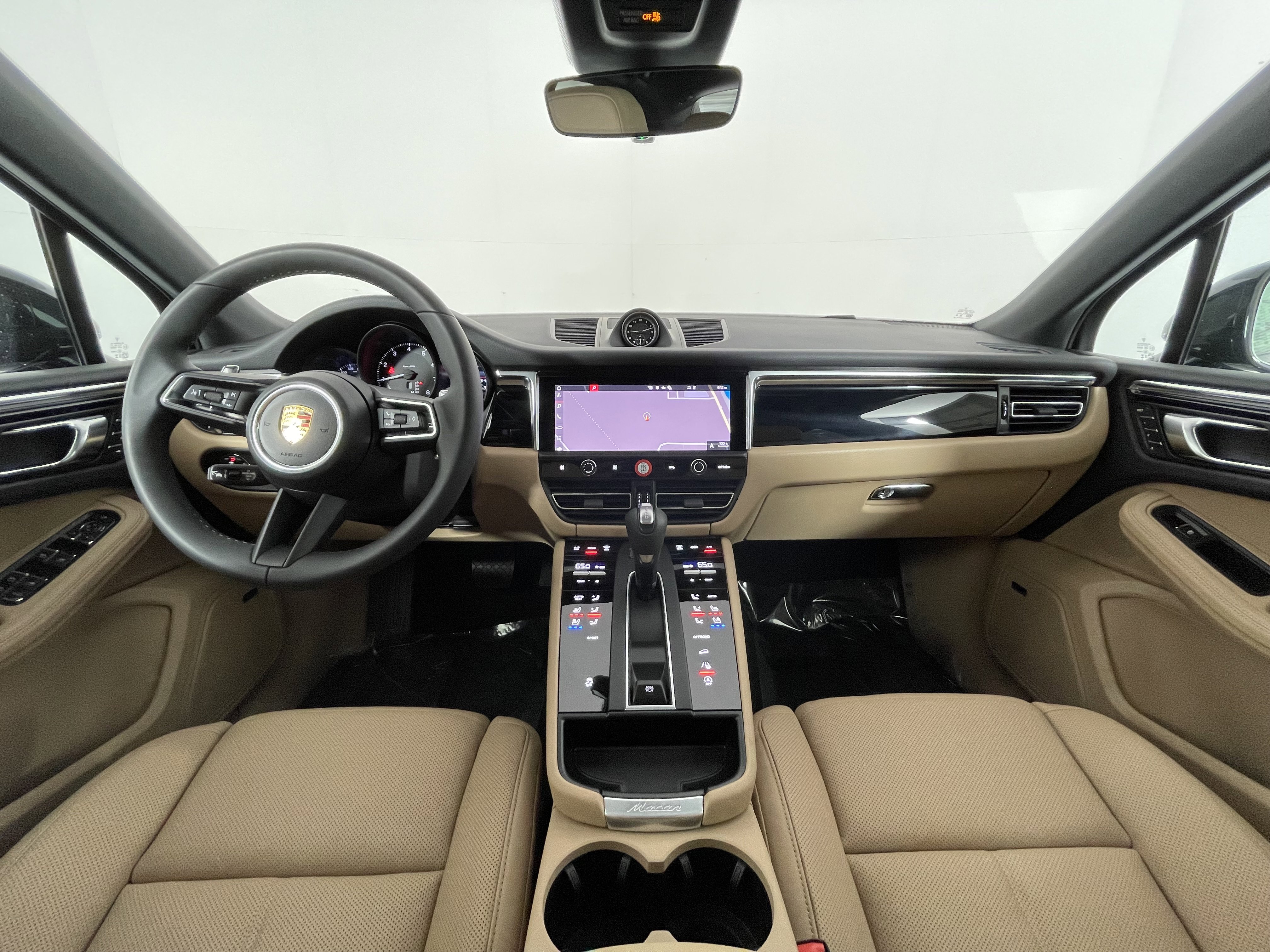 New 2026 Porsche Macan image 13