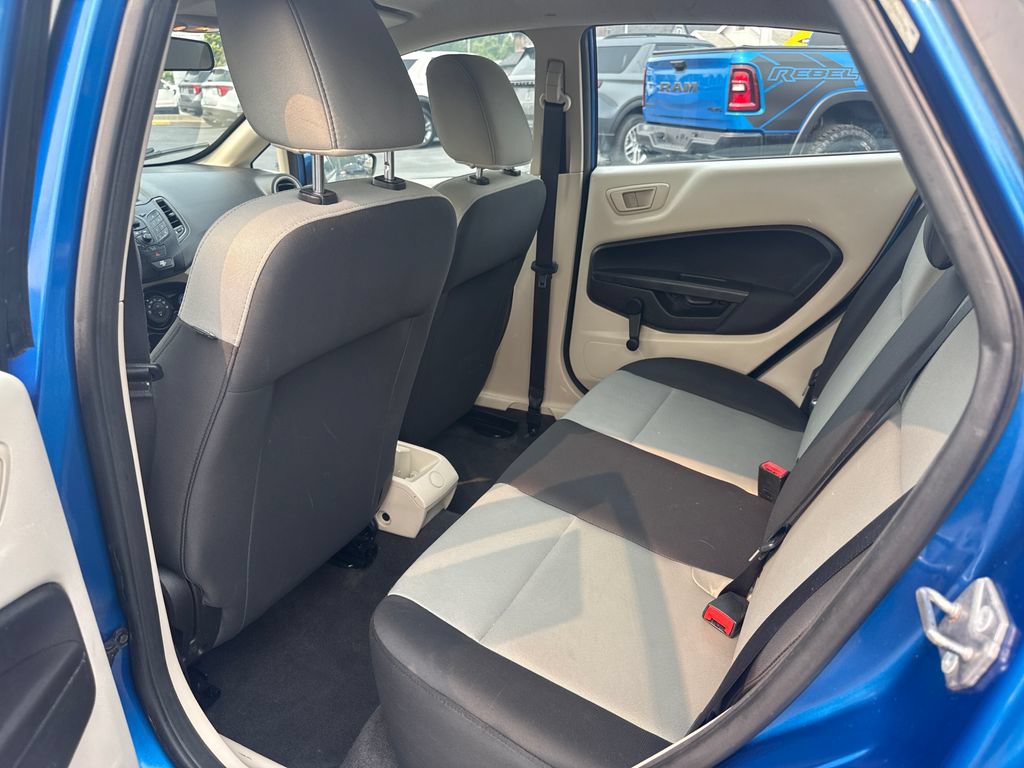 Used 2011 Ford Fiesta S FWD image 12