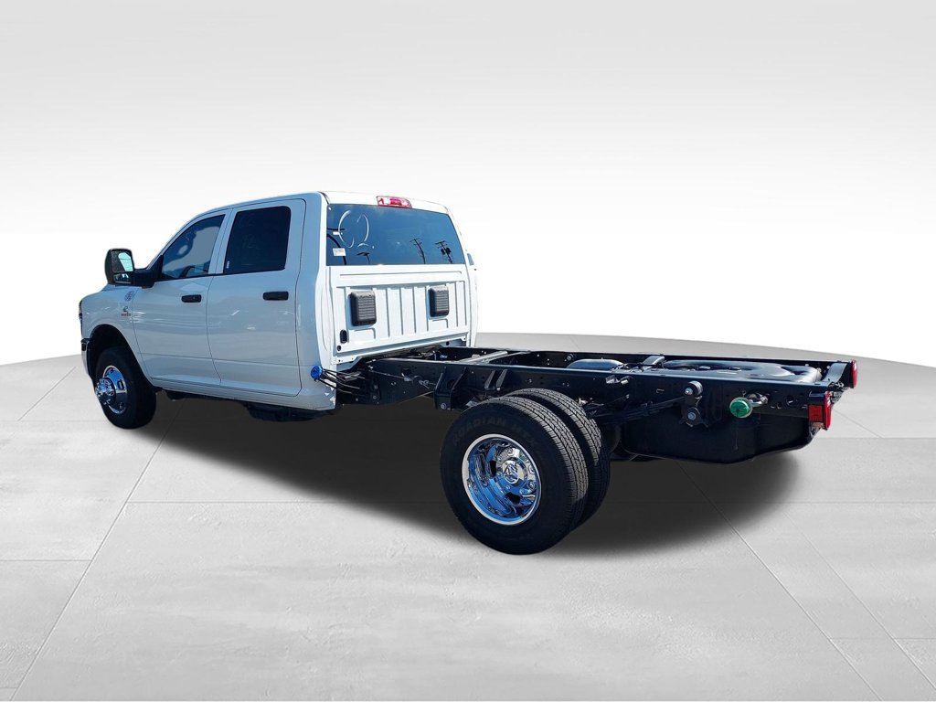 New 2027 RAM 3500 Tradesman w/ Chrome Appearance Group A AWD/4WD image 3