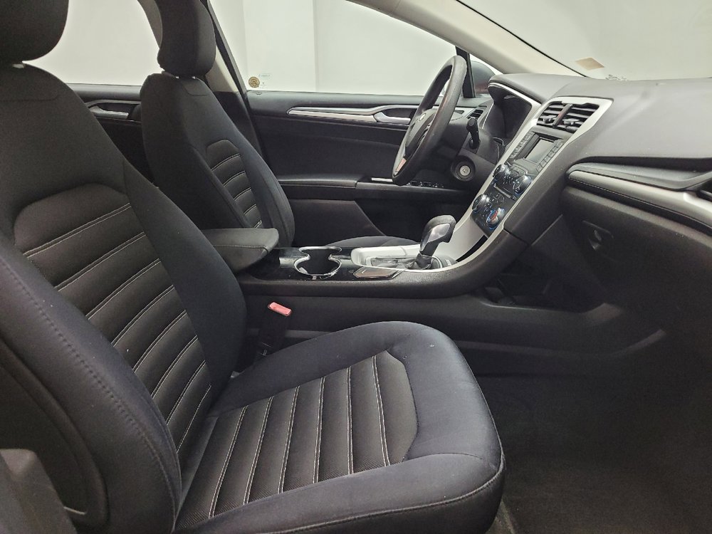 Used 2015 Ford Fusion SE FWD image 21