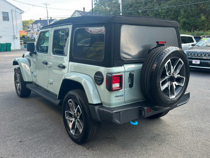 Used 2024 Jeep Wrangler Unlimited w/ Convenience Group image 5
