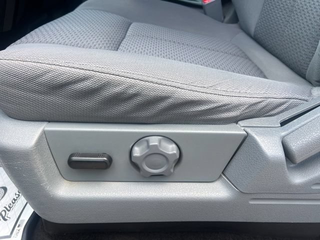 Used 2013 Ford F150 XLT w/ Luxury Equipment Group AWD/4WD image 19