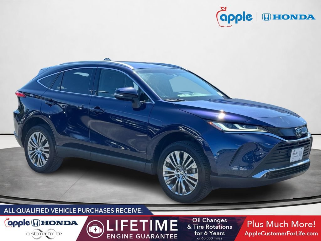 Used 2022 Toyota Venza Limited w/ Advanced Technology Package