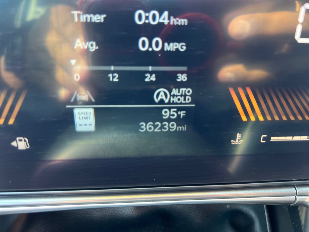 Used 2024 Kia Sorento LX FWD image 19