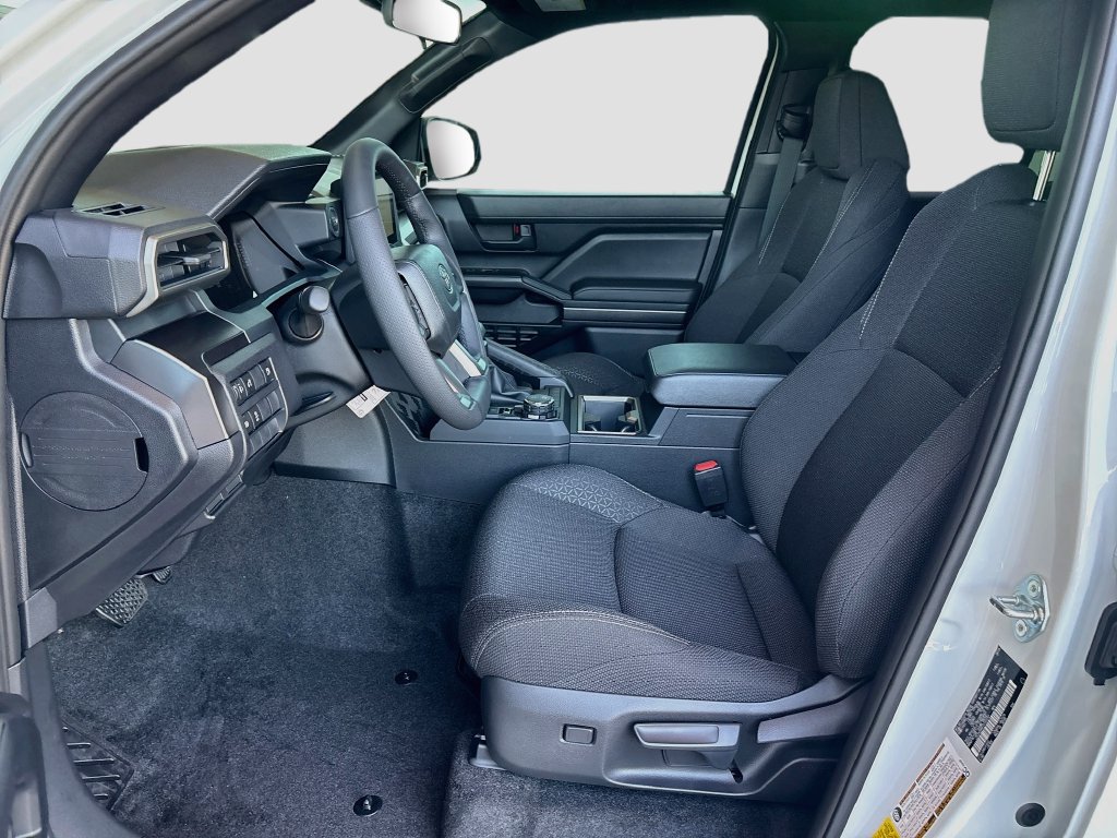 New 2026 Toyota 4Runner SR5 AWD/4WD image 18