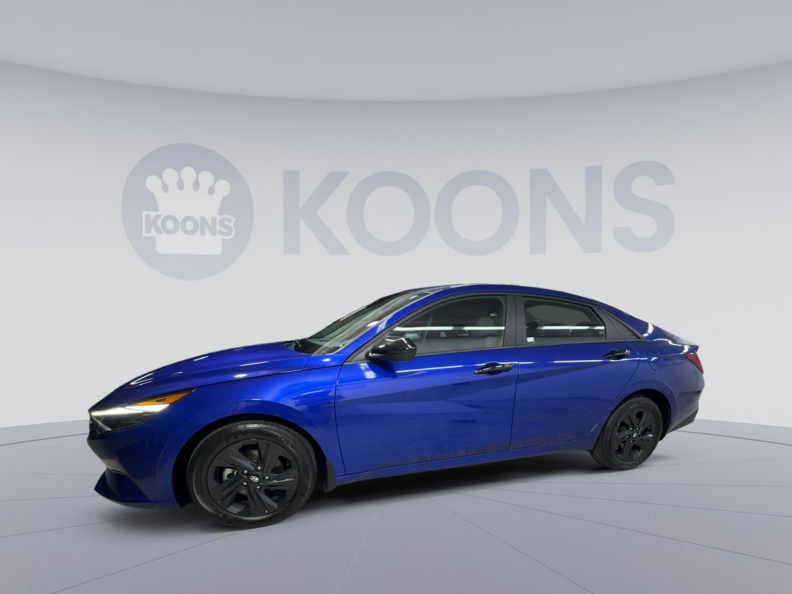 Used 2023 Hyundai Elantra SEL FWD image 5