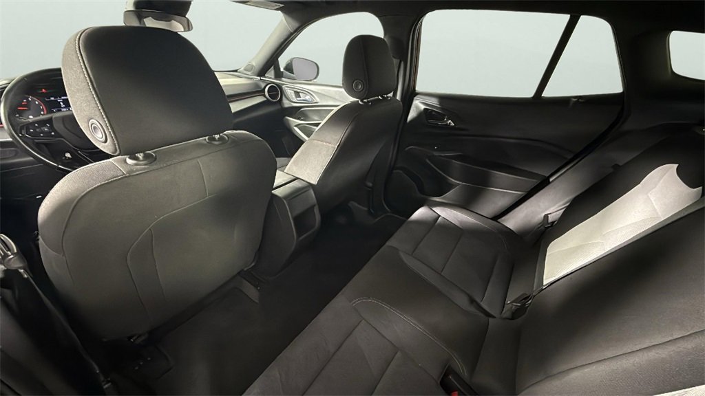 Certified 2024 Chevrolet Trax RS w/ Driver Confidence Package image 42