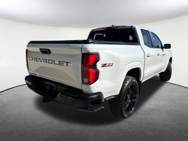 Used 2024 Chevrolet Colorado Z71 w/ Z71 Convenience Package 2 AWD/4WD image 15