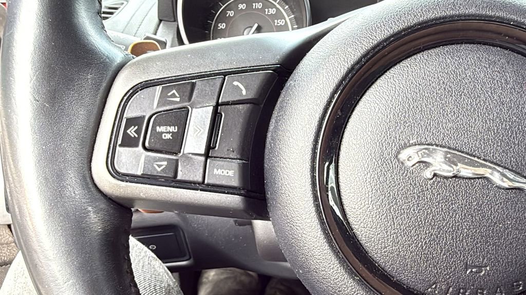 Used 2016 Jaguar F-TYPE S image 6