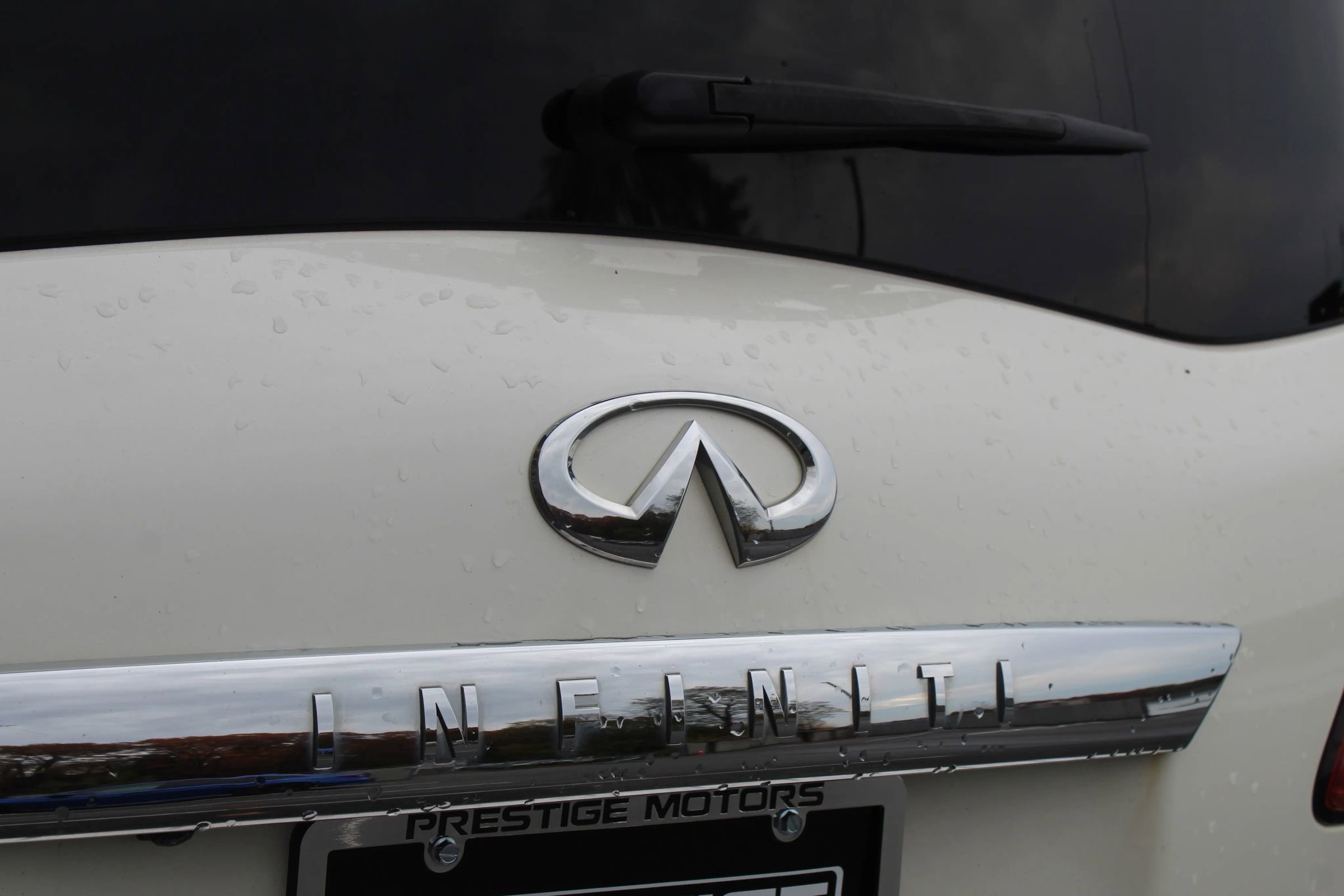 Used 2017 INFINITI QX80 4WD w/ Driver Assistance Package image 43