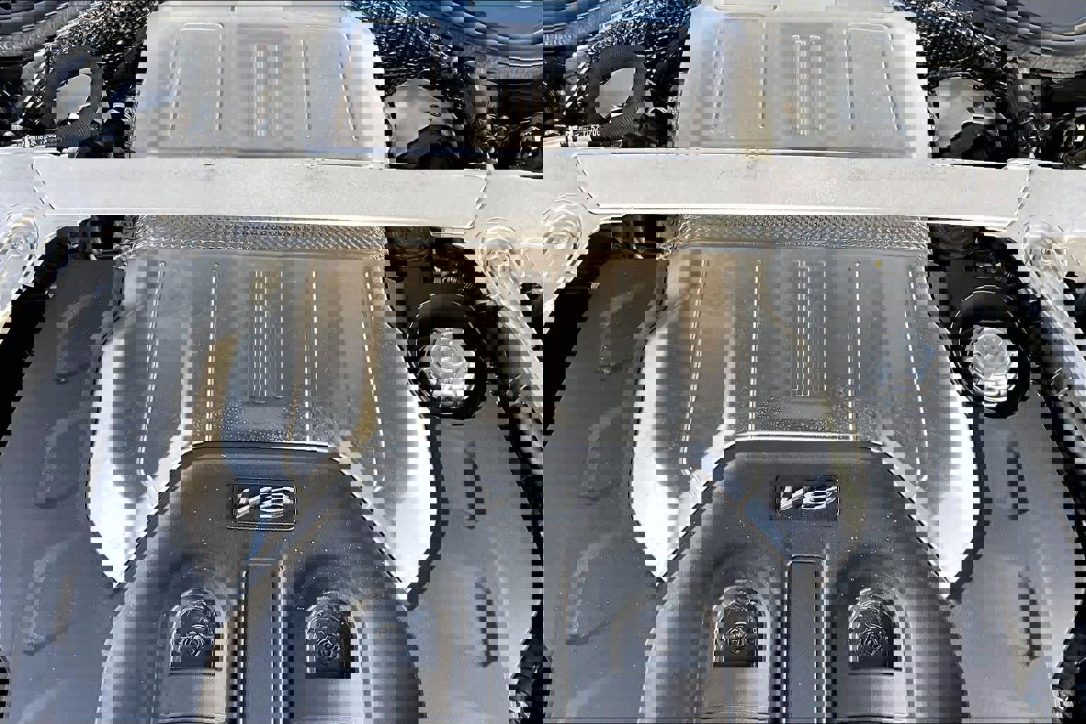 Used 2023 Bentley Continental GT Azure image 29