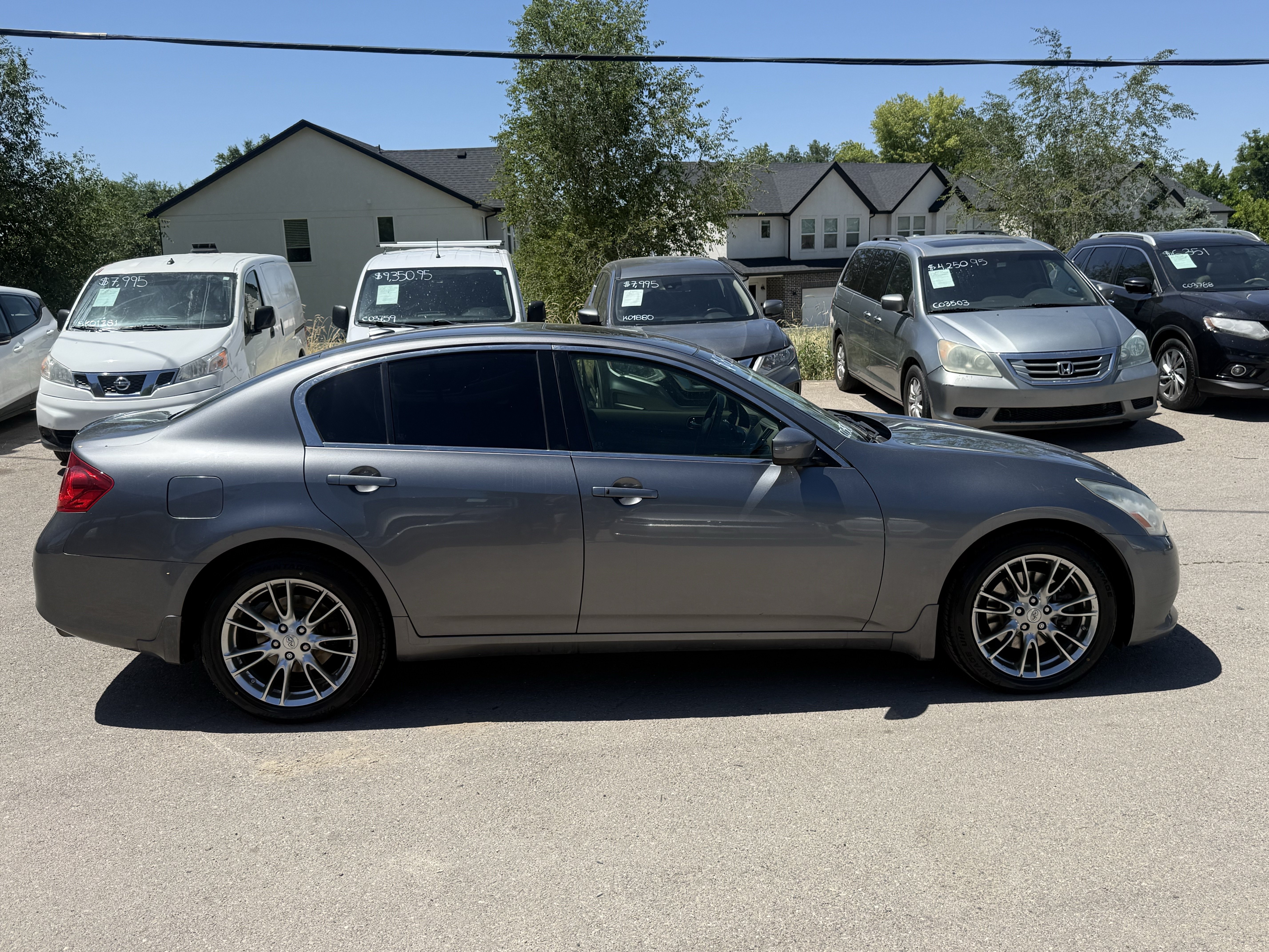 Used 2012 INFINITI G37 x Sedan w/ Premium Pkg AWD/4WD image 3