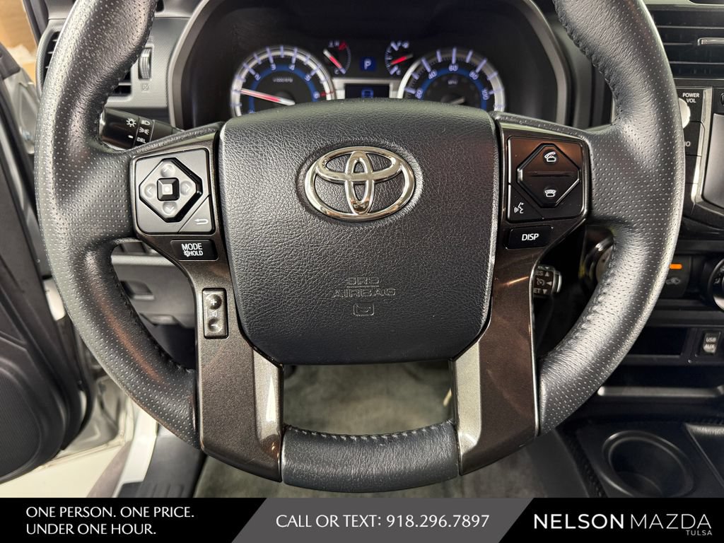 Used 2018 Toyota 4Runner TRD Off-Road AWD/4WD image 23
