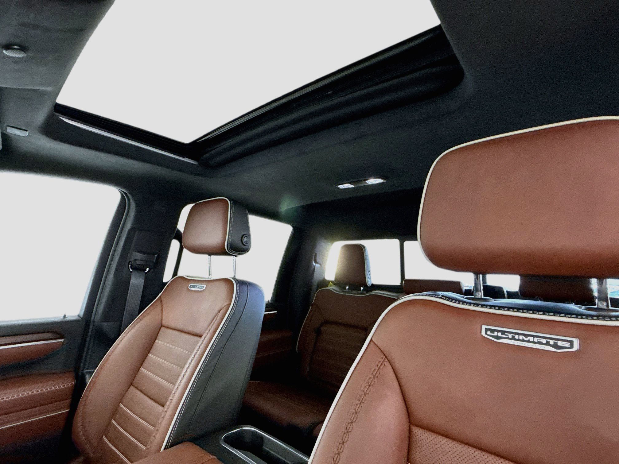 Used 2025 GMC Sierra 3500 Denali Ultimate AWD/4WD image 24