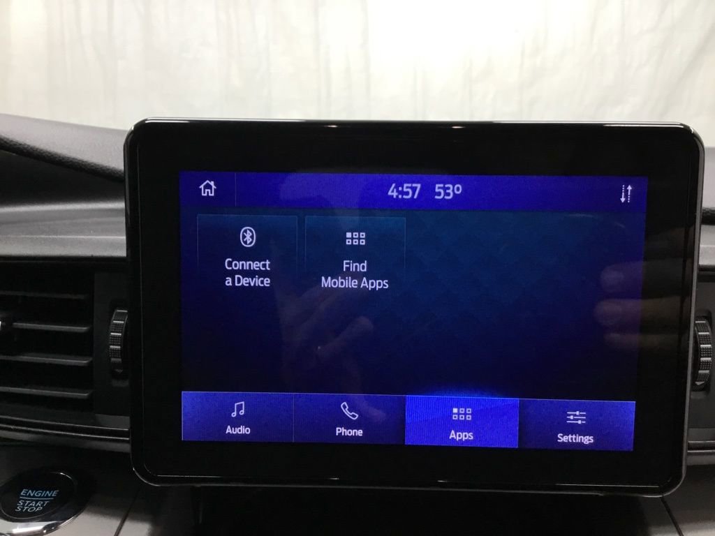 Used 2022 Ford Explorer XLT image 30