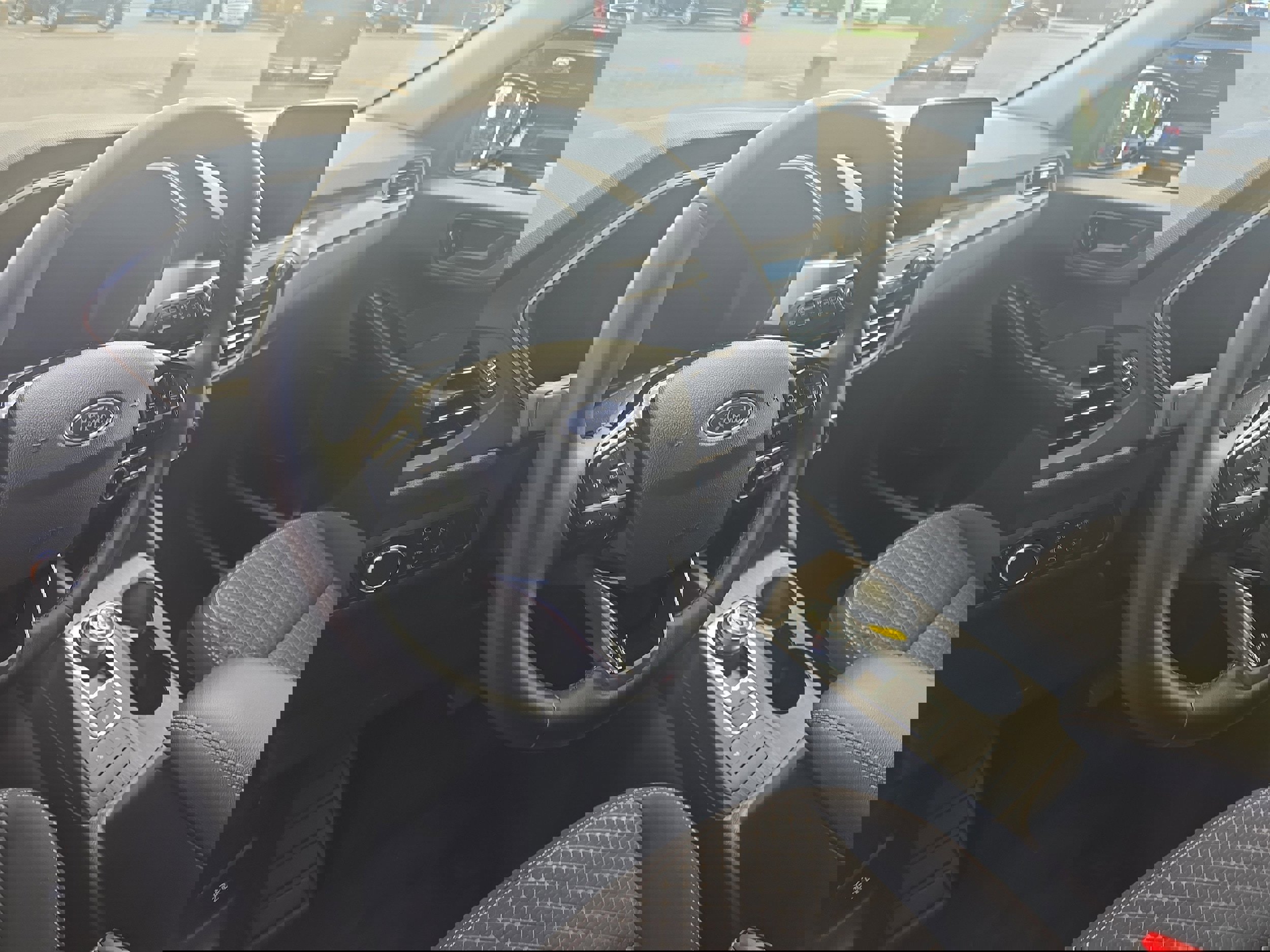 Used 2023 Ford Escape Active image 10