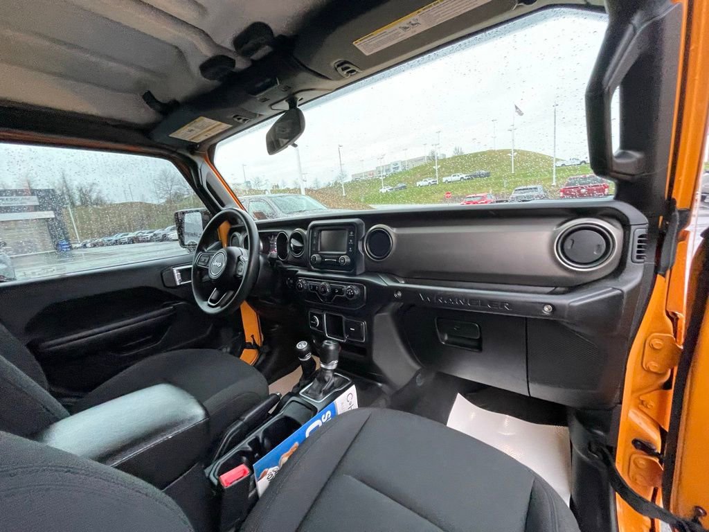 Certified 2018 Jeep Wrangler Unlimited Sport image 13