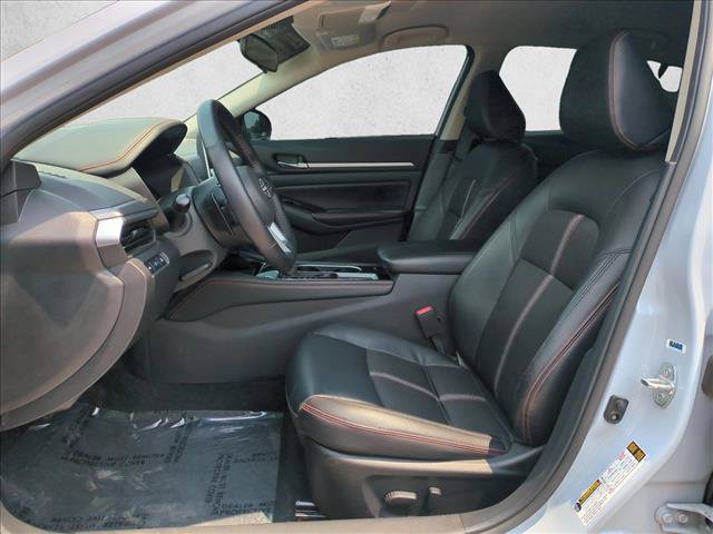 Used 2025 Nissan Altima 2.5 SR AWD/4WD image 15