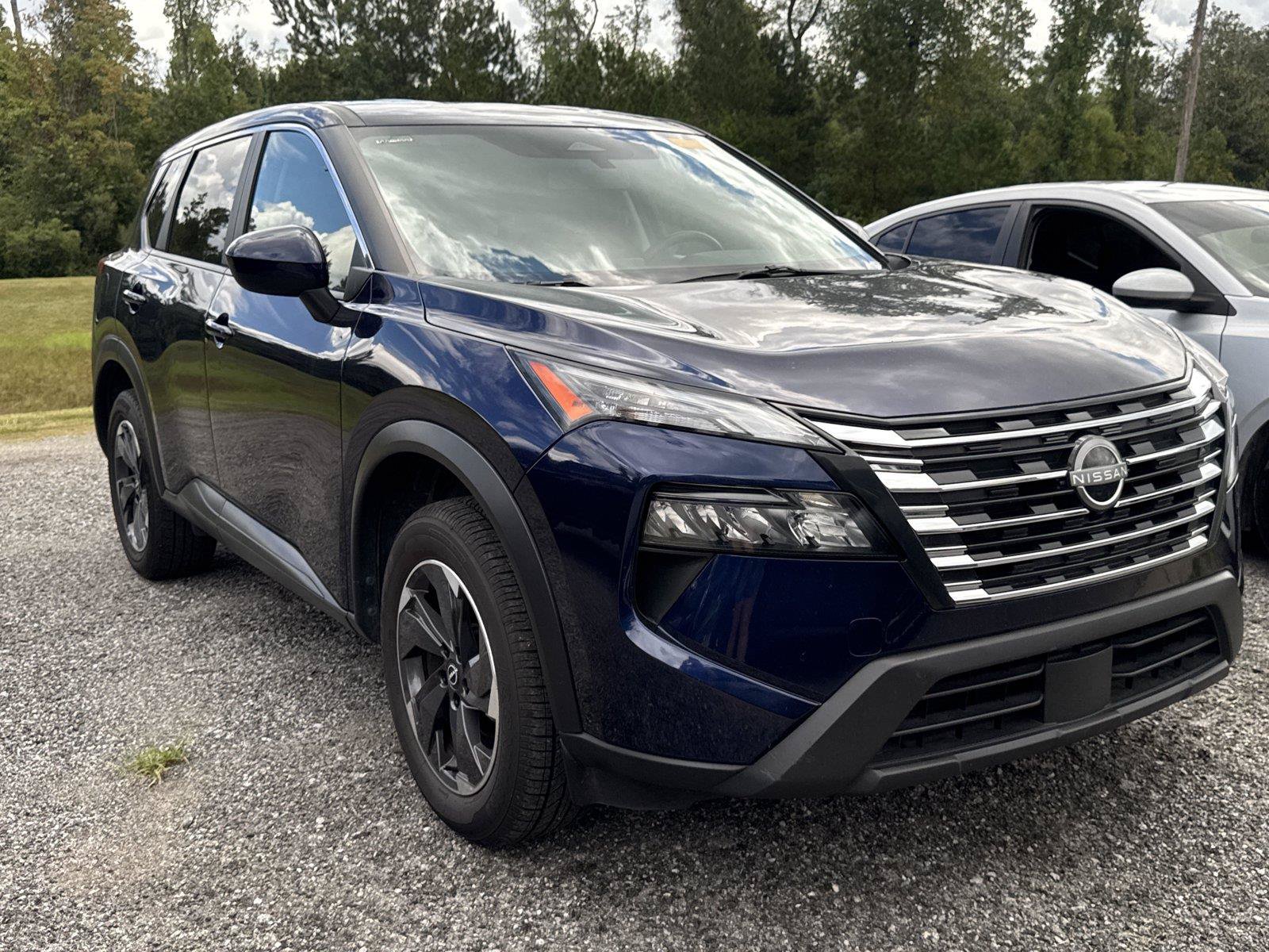 Used 2025 Nissan Rogue SV