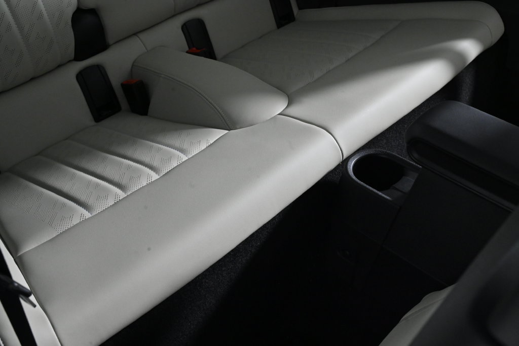 Certified 2026 MINI Cooper S FWD image 32