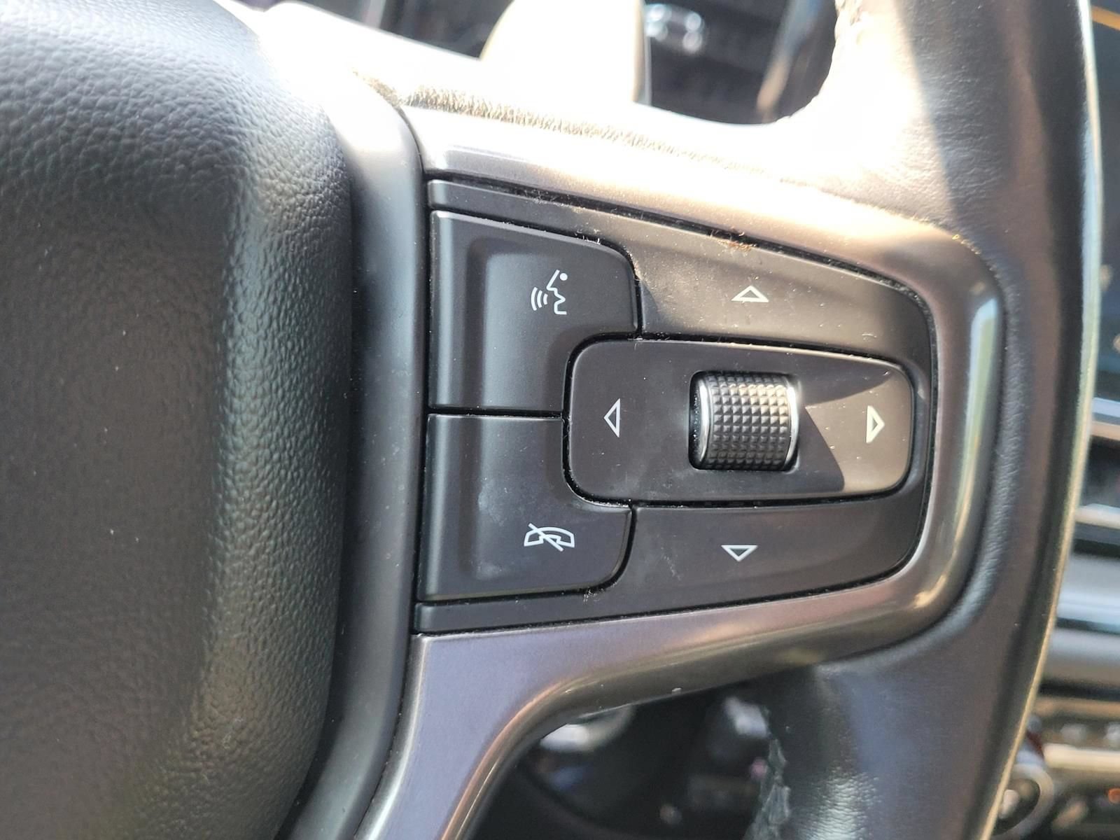 Used 2022 Chevrolet Silverado 1500 ZR2 w/ Technology Package AWD/4WD image 29