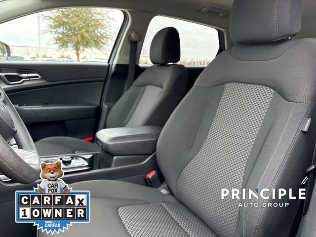 Used 2024 Kia Sportage LX image 13
