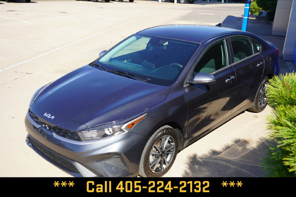 Used 2024 Kia Forte LXS w/ LXS Technology Package FWD image 12