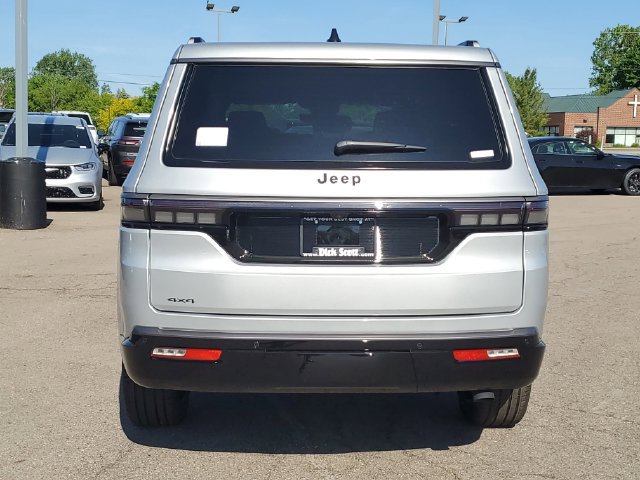 New 2026 Jeep Grand Wagoneer Limited AWD/4WD image 6