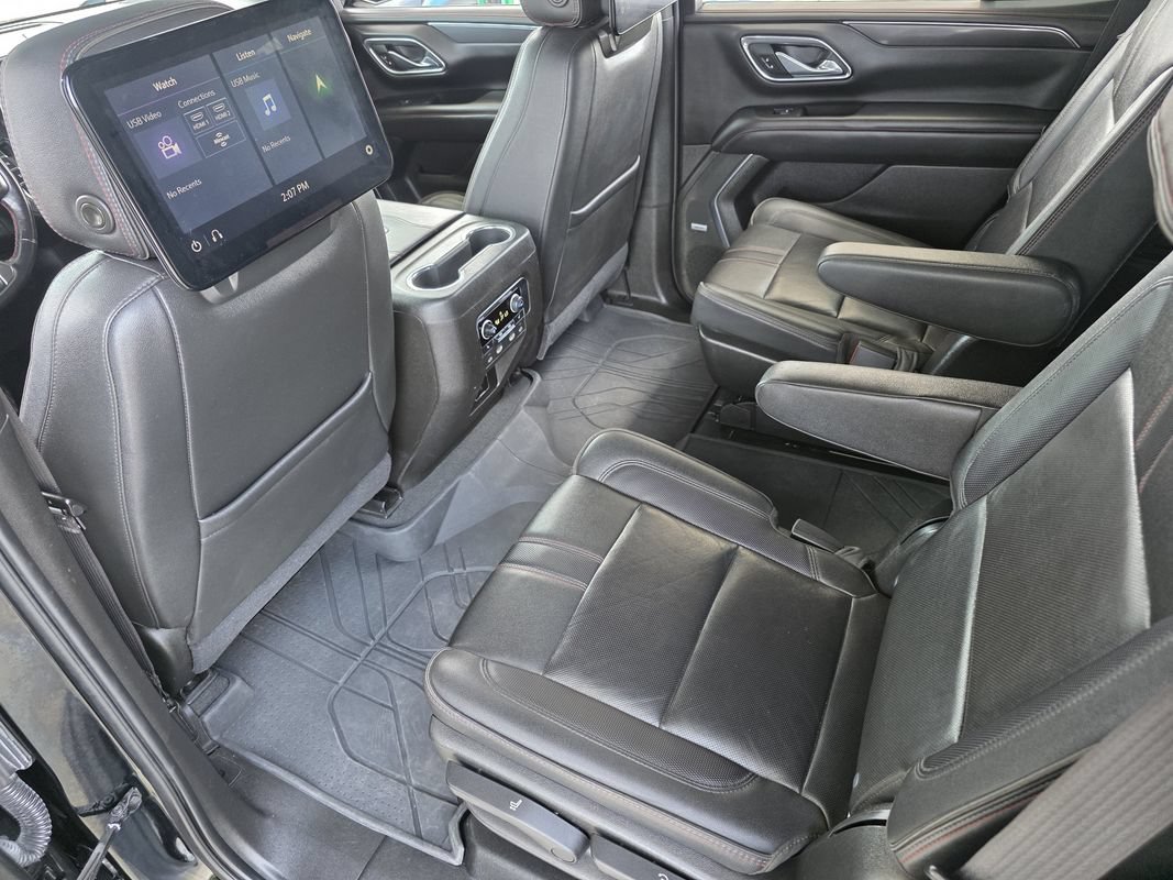 Used 2021 Chevrolet Tahoe RST w/ Luxury Package AWD/4WD image 32