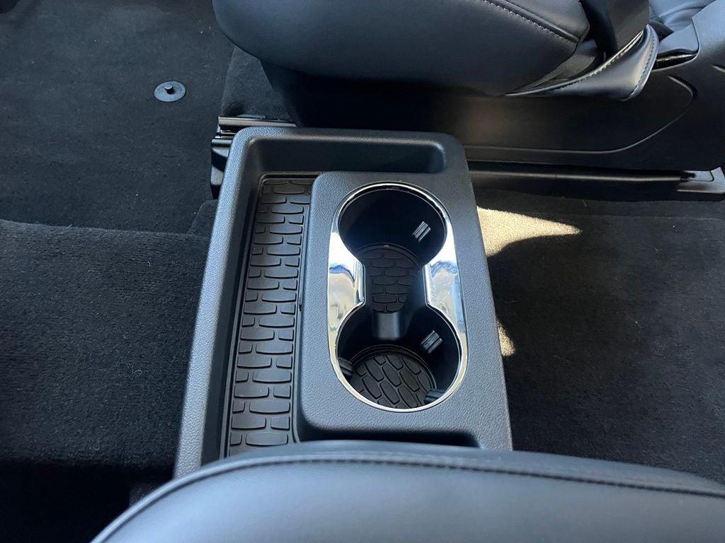 Used 2026 Lincoln Aviator AWD image 16
