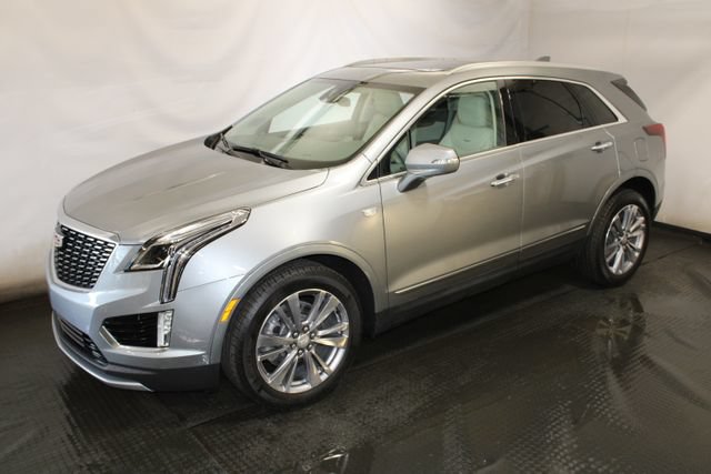 Certified 2023 Cadillac XT5 Premium Luxury AWD/4WD image 2