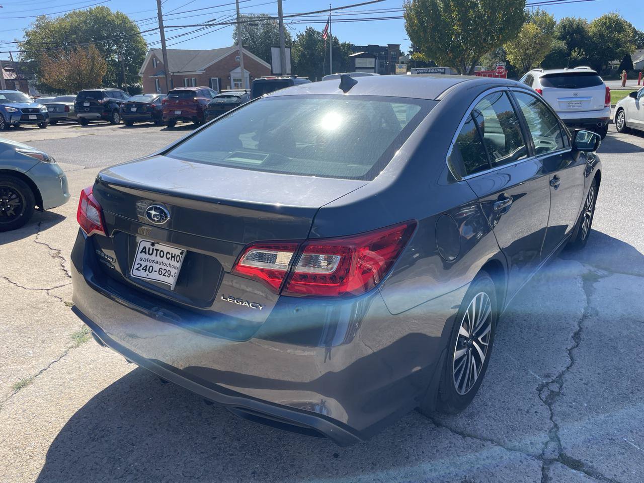 Used 2019 Subaru Legacy 2.5i Premium AWD/4WD image 18