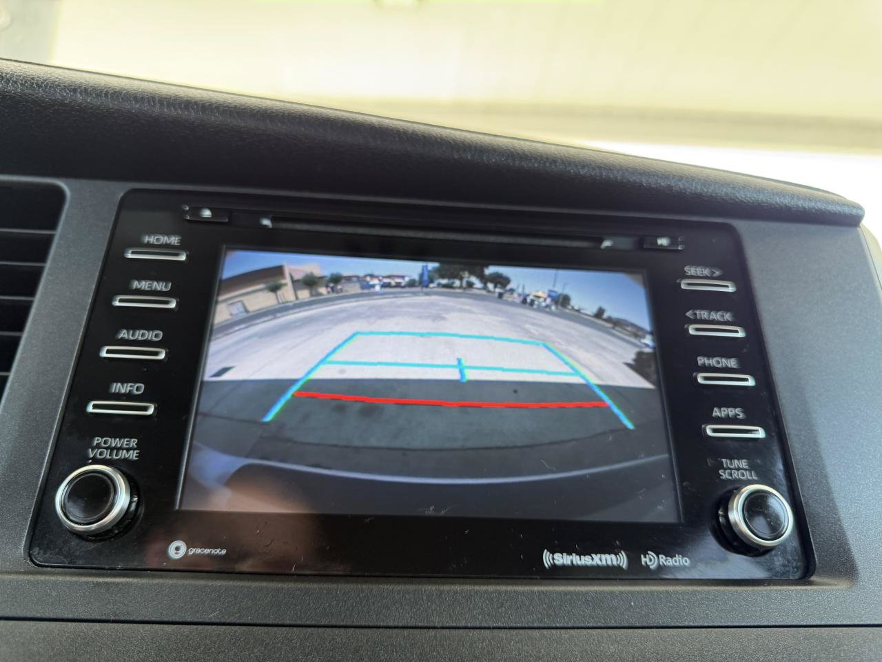 Used 2018 Toyota Sienna XLE AWD/4WD image 23