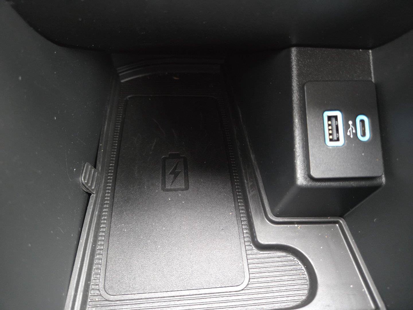 Used 2024 Ford Edge SEL w/ Convenience Package AWD/4WD image 8