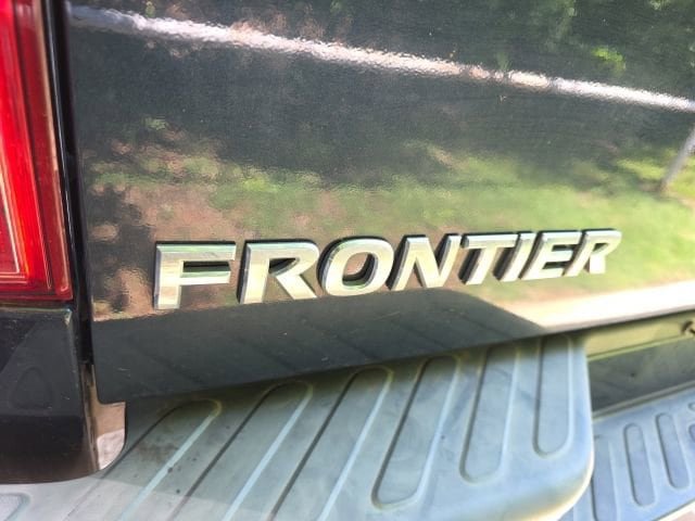 Used 2017 Nissan Frontier PRO-4X w/ Pro-4x Luxury Package AWD/4WD image 13