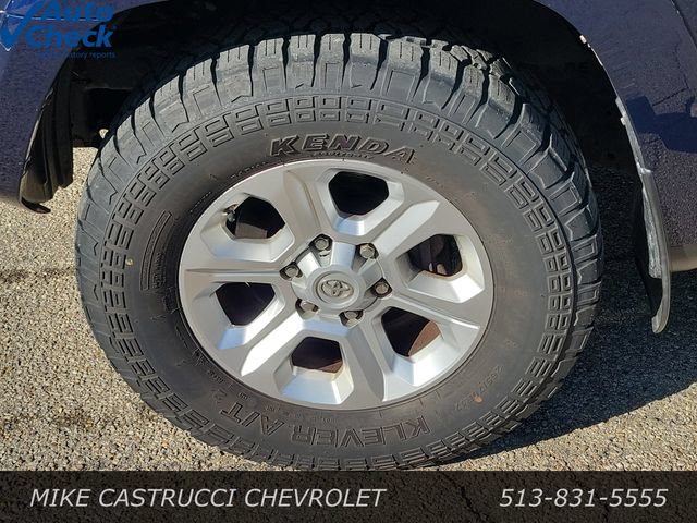 Used 2016 Toyota 4Runner SR5 Premium AWD/4WD image 9