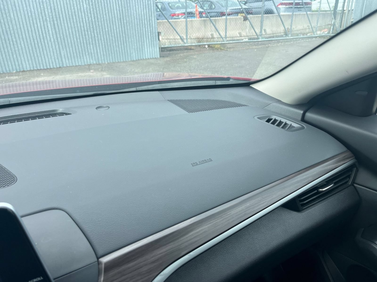 Used 2025 Nissan Altima 2.5 SV FWD image 35