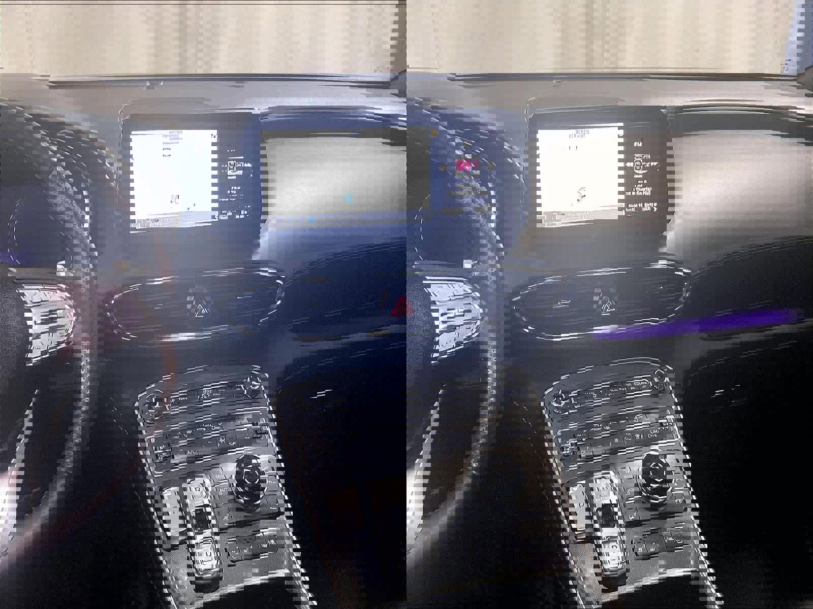 Used 2023 Hyundai Santa Fe Calligraphy image 18