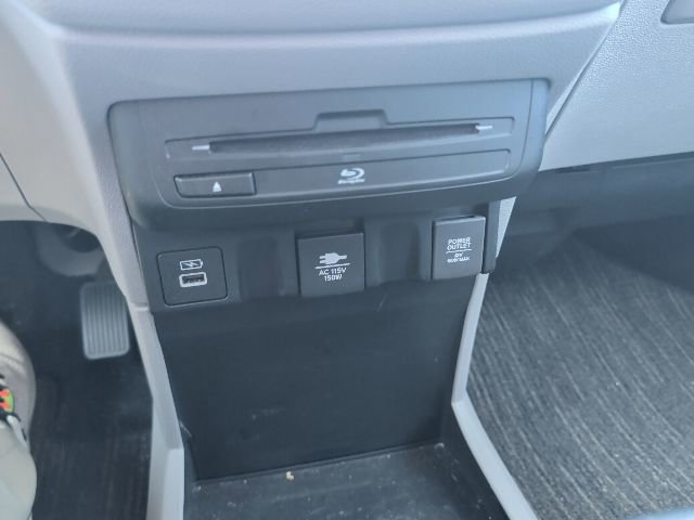 Used 2023 Honda Odyssey Touring image 19