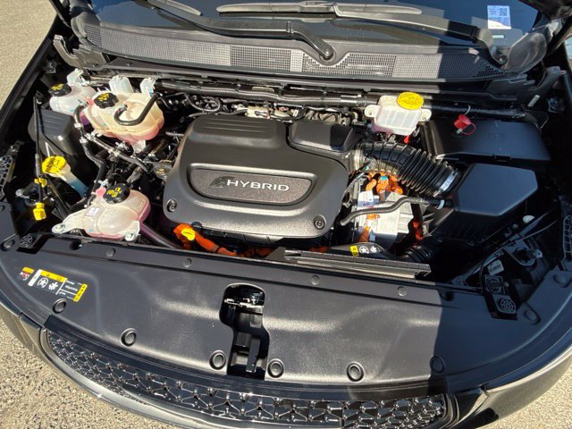 Used 2023 Chrysler Pacifica Limited w/ S Appearance Package FWD image 28