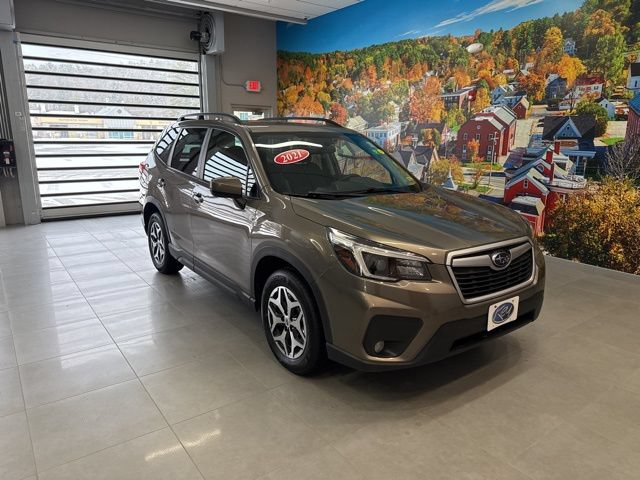 Used 2021 Subaru Forester Premium AWD/4WD image 9
