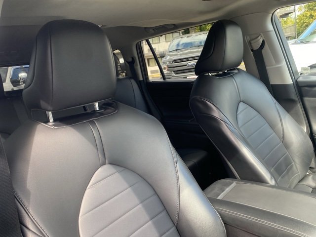 Used 2021 Toyota Highlander XLE image 29