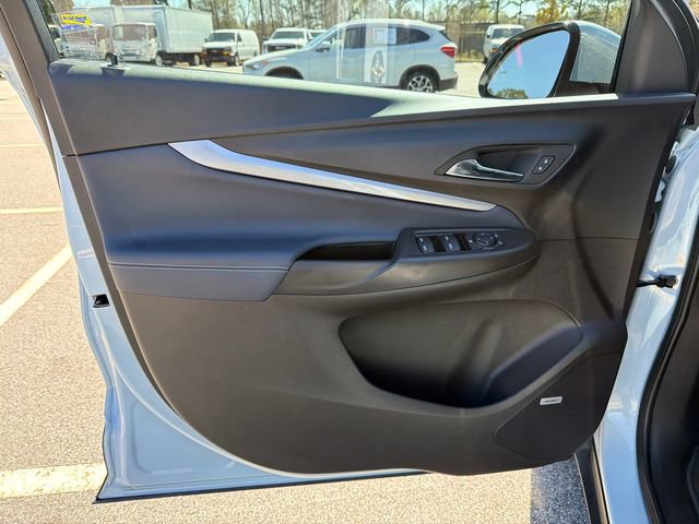 Certified 2023 Chevrolet Bolt EUV Premier w/ Sun & Sound Package image 10