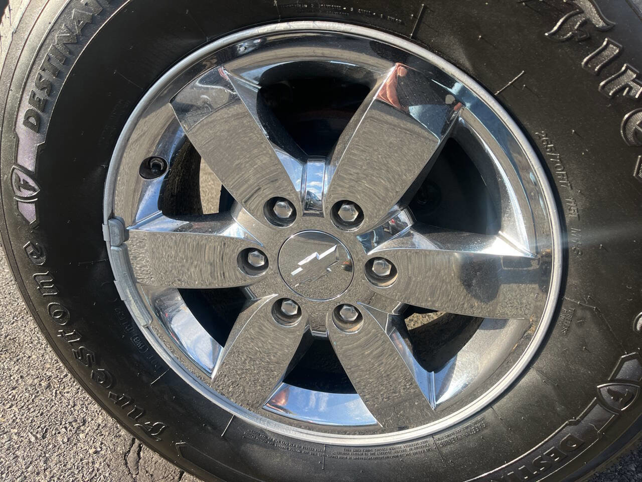 Used 2010 Chevrolet Colorado LT image 9