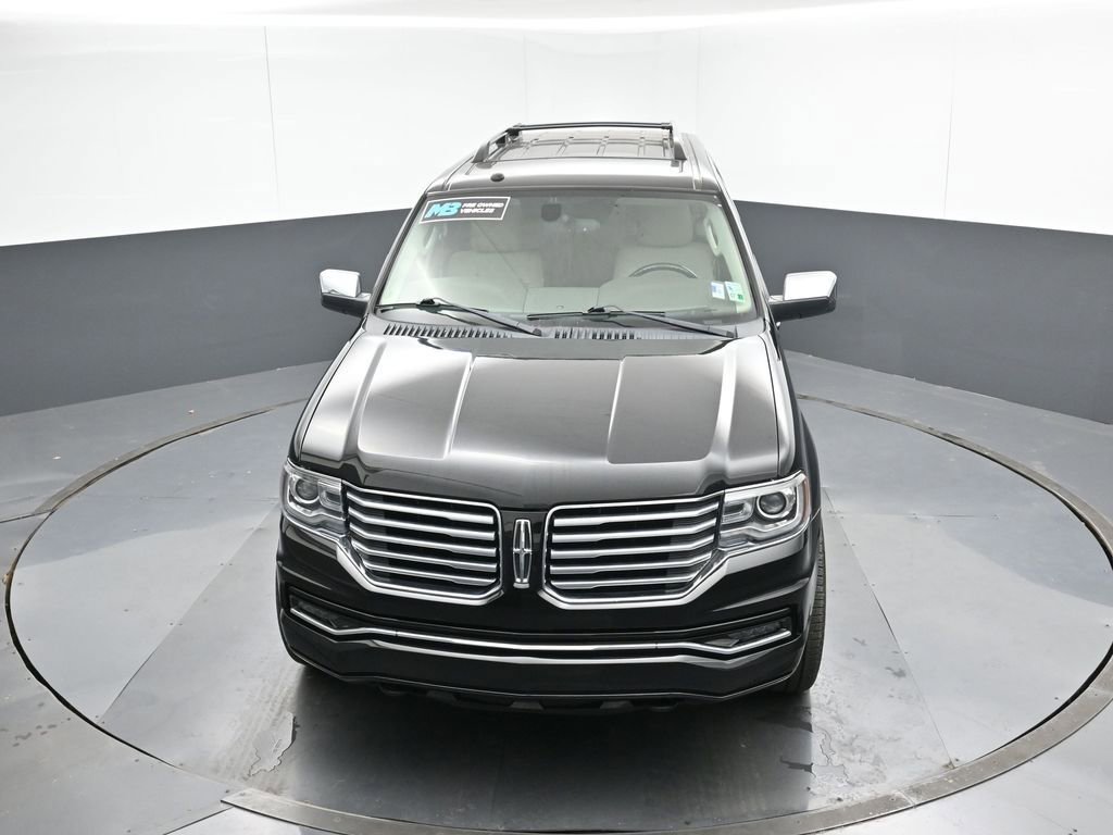 Used 2017 Lincoln Navigator Select image 46