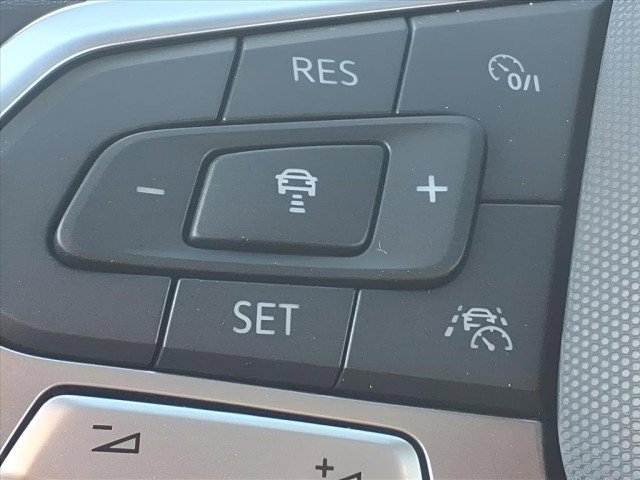 New 2026 Volkswagen Atlas Cross Sport SE image 20