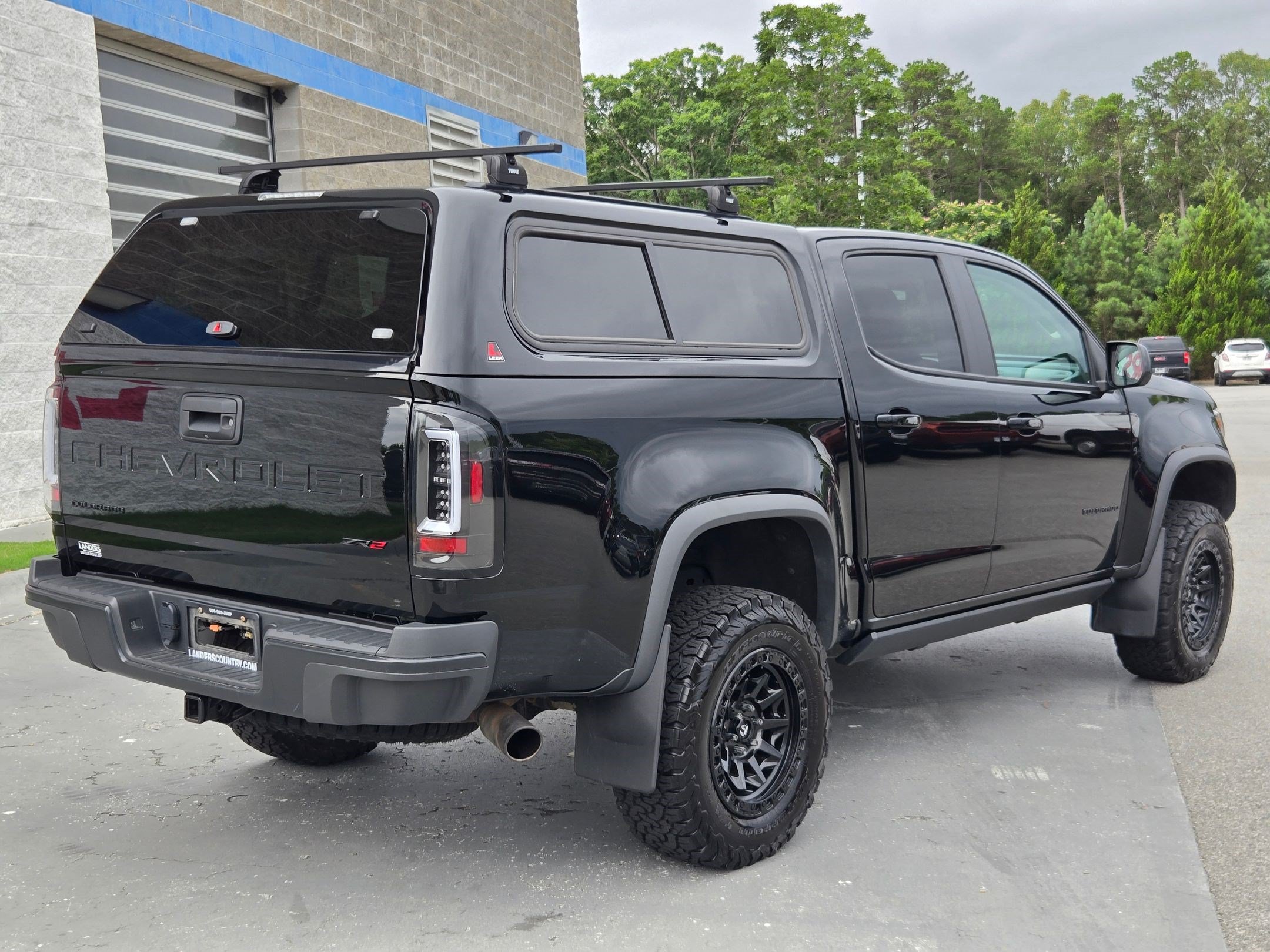Used 2022 Chevrolet Colorado ZR2 AWD/4WD image 7